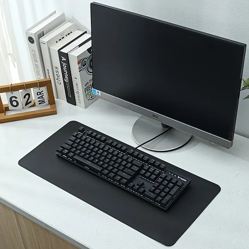 ピンクの無地レザーデスクパッド、マウスプロテクター、大小のマ - Desk Pad Leather Large のレビューと価格